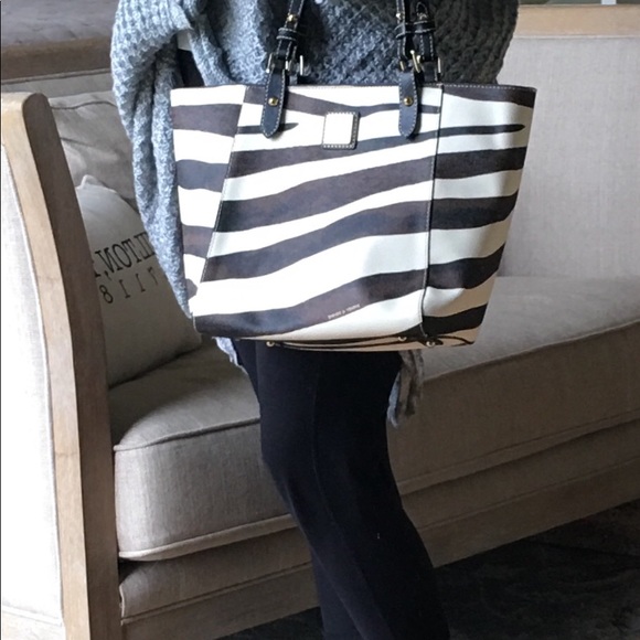 Dooney & Bourke zebra purse - Picture 7 of 8